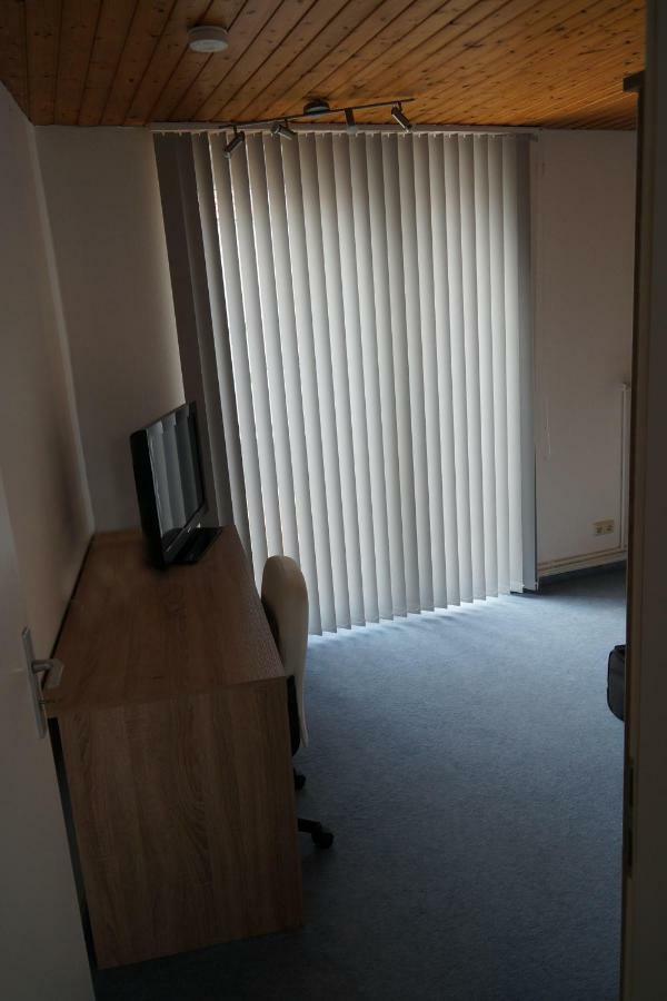 1 Zimmer Appartment Springe Exteriör bild