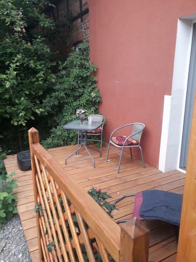 1 Zimmer Appartment Springe Exteriör bild